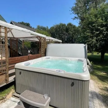 Appartementhaus Brunsholm * Esgrus