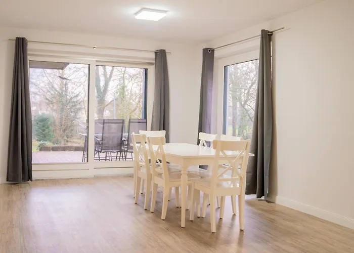 Appartementhaus Brunsholm Esgrus